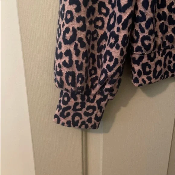 Ann Taylor fleece pullover sweaters - Picture 4 of 6